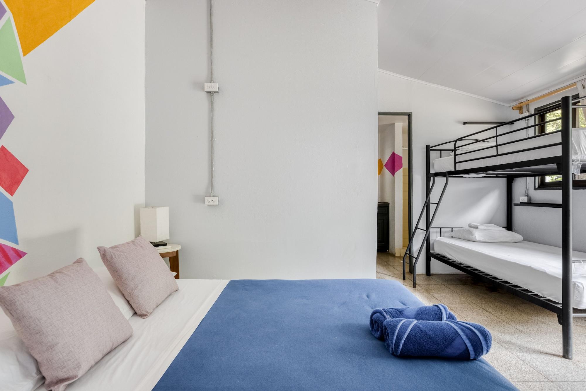 Slumber Party Tamarindo Hotel ภายนอก รูปภาพ