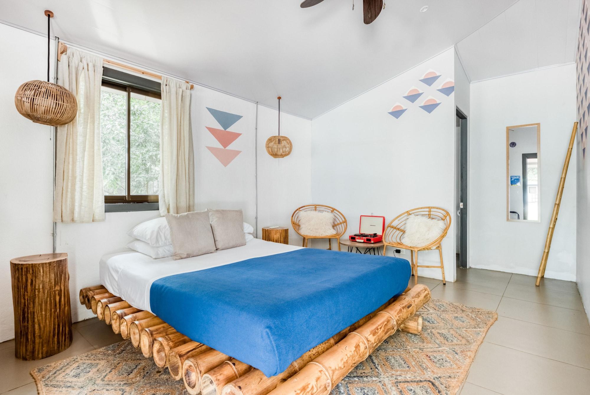 Slumber Party Tamarindo Hotel ภายนอก รูปภาพ