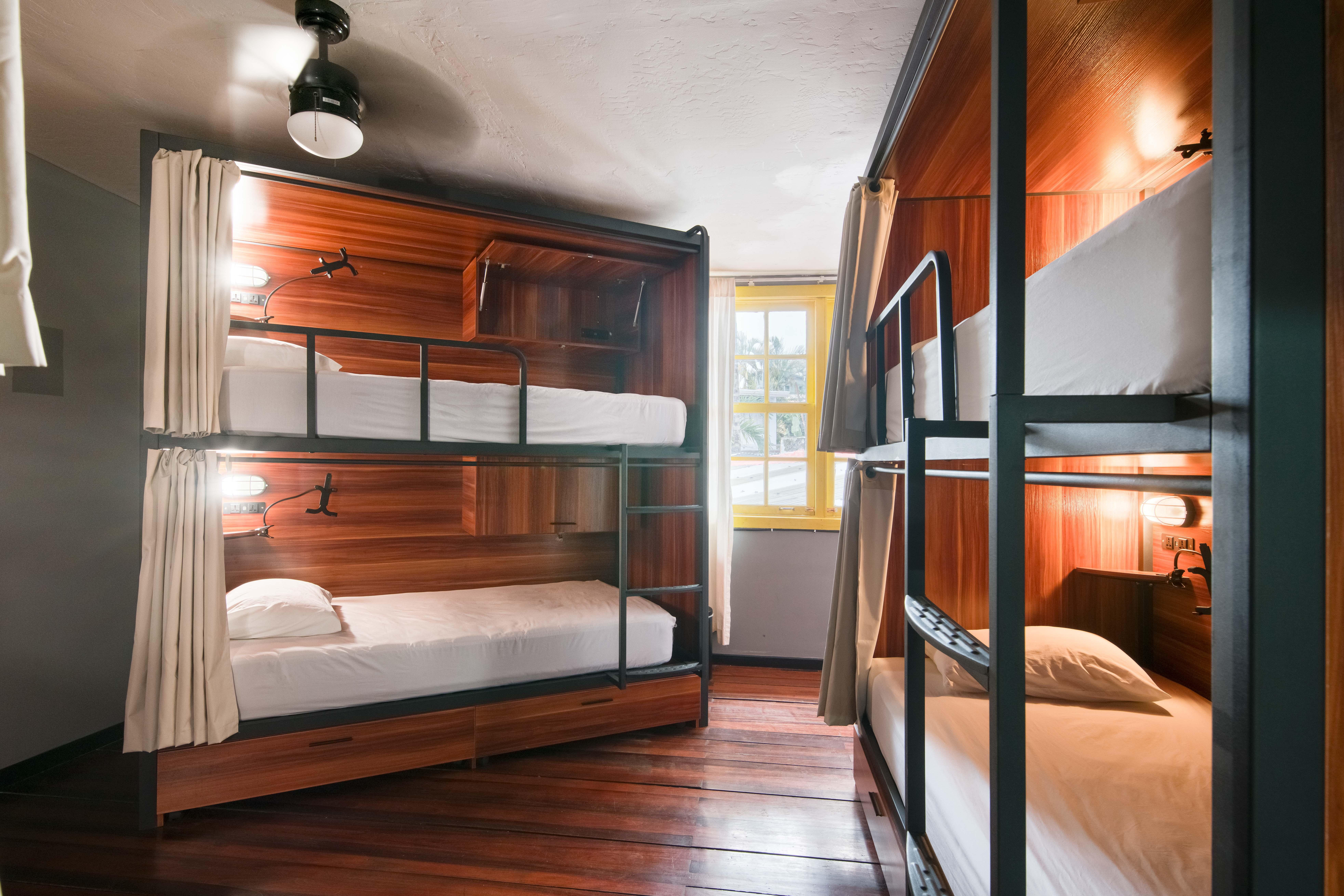 Slumber Party Tamarindo Hotel ภายนอก รูปภาพ