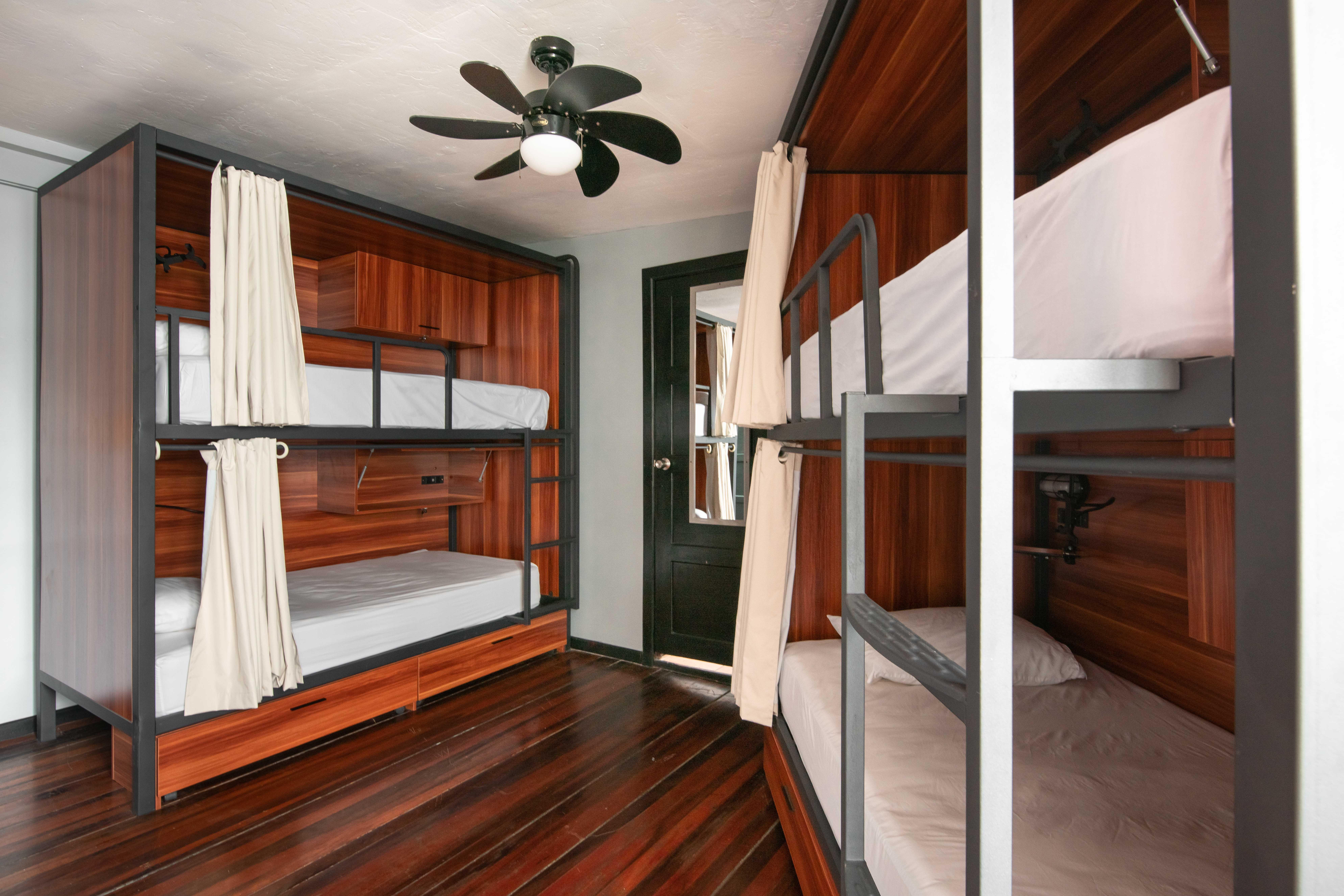 Slumber Party Tamarindo Hotel ภายนอก รูปภาพ