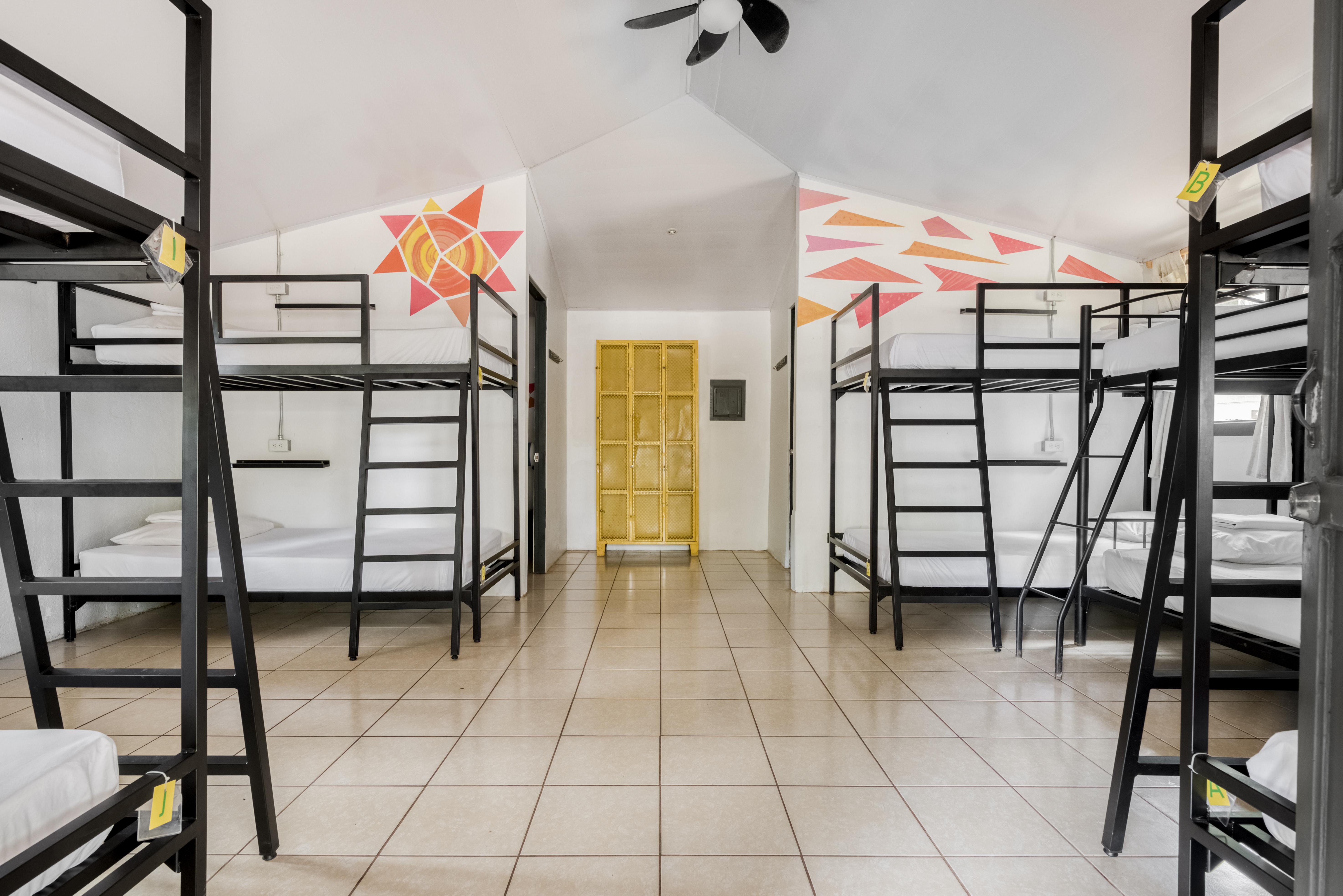 Slumber Party Tamarindo Hotel ภายนอก รูปภาพ