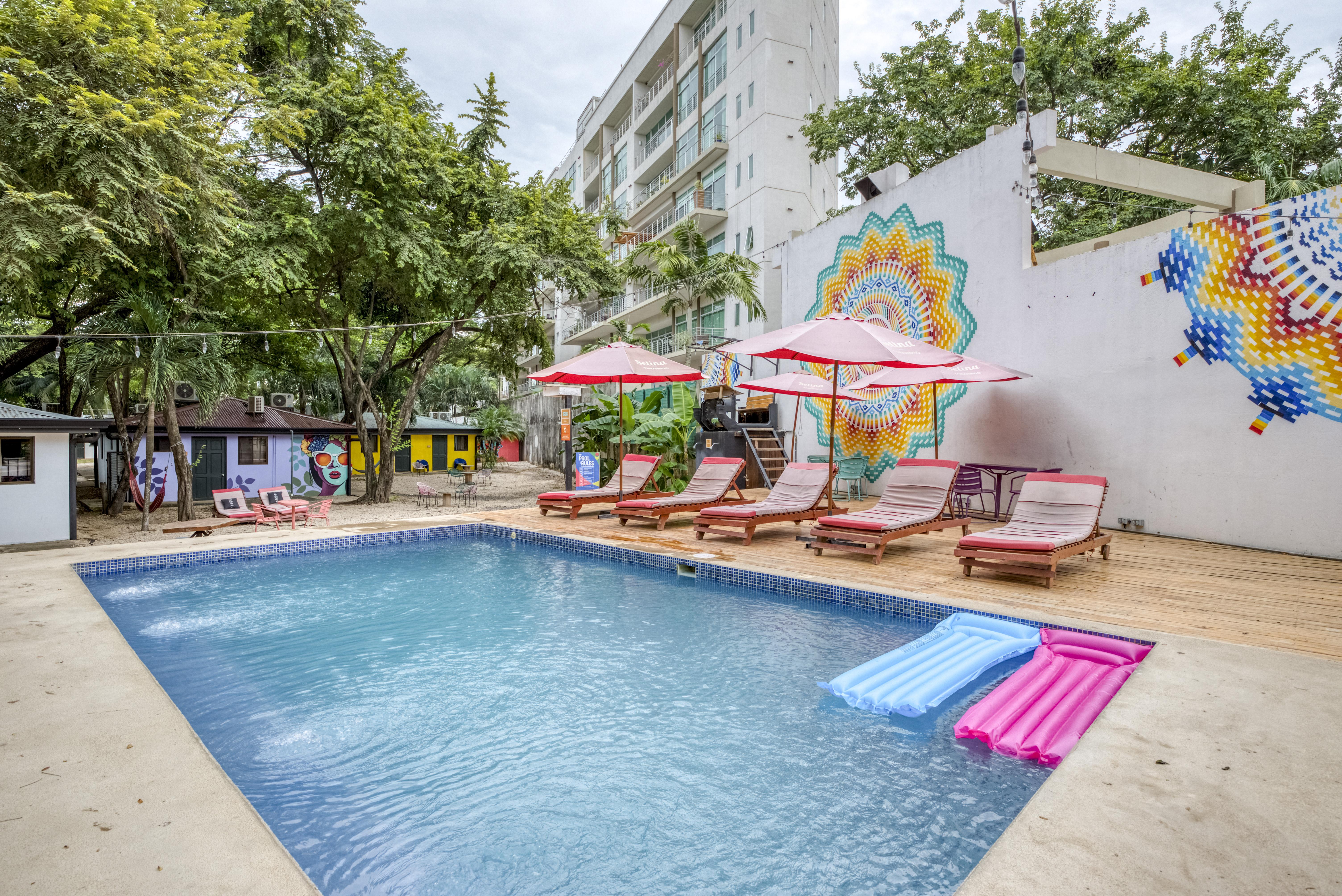 Slumber Party Tamarindo Hotel ภายนอก รูปภาพ