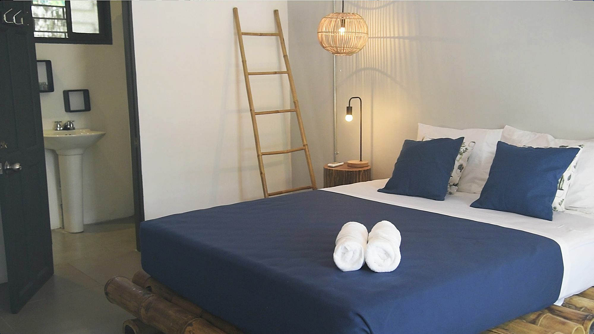 Slumber Party Tamarindo Hotel ภายนอก รูปภาพ